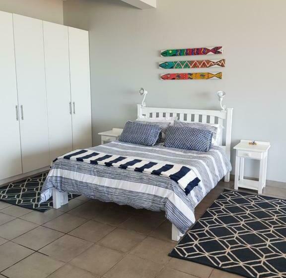 بنسيون The Boathouse