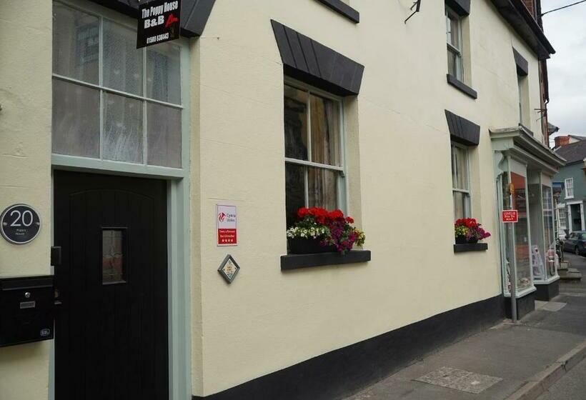 ペンション The Poppy House