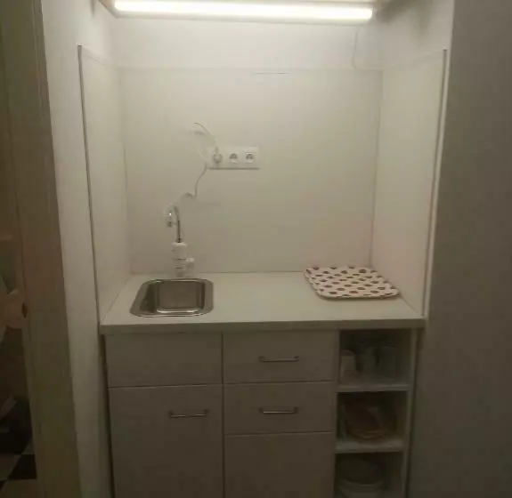 ユースホステル Esztergom Central