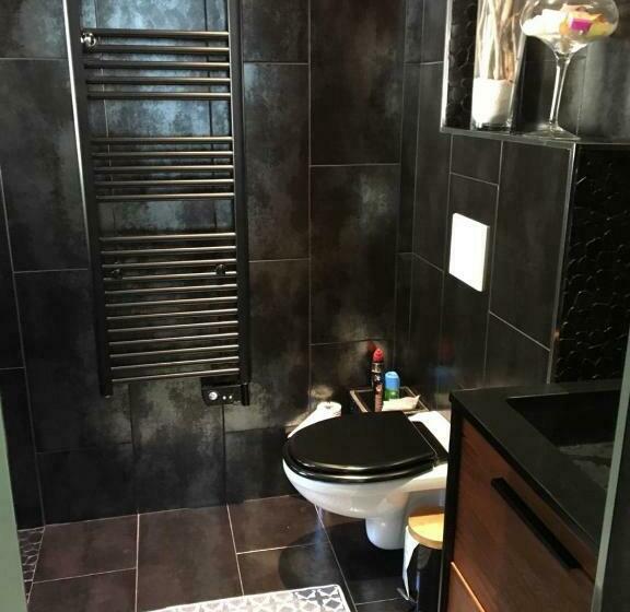 تختخواب و صبحانه Au Bien être