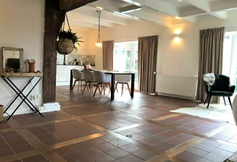 Aamiaismajoitus (B&B) B&nb The Barnhouse