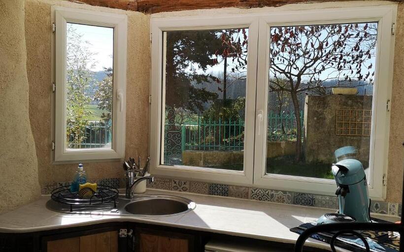 مبيت وإفطار Caves Du Coteau 3