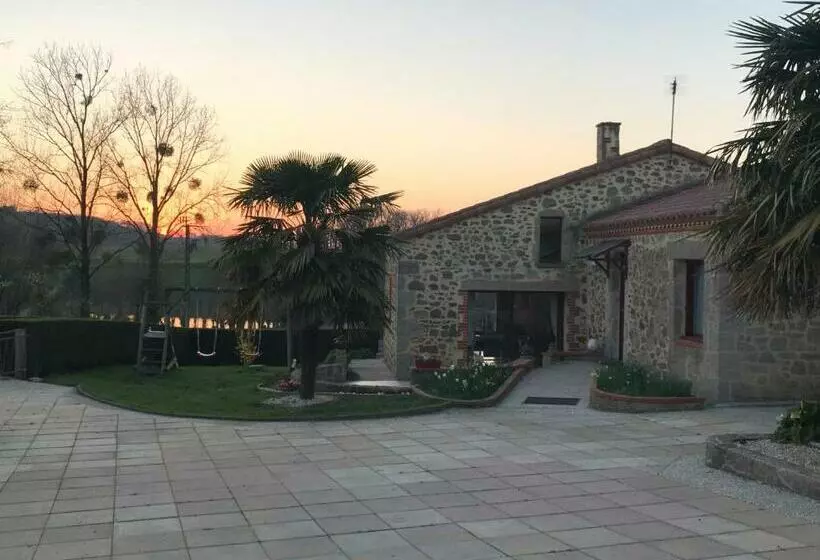 Aamiaismajoitus (B&B) La Basse Monniere