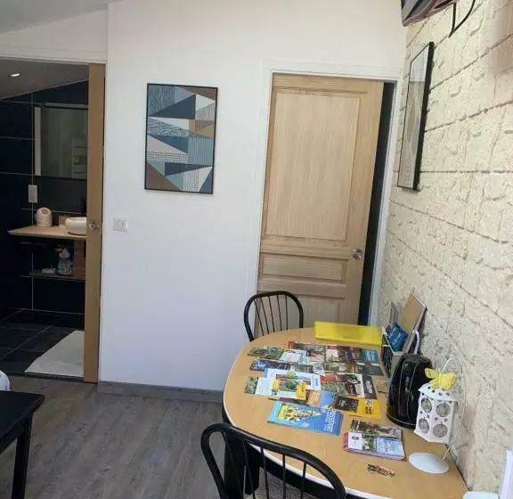 Aamiaismajoitus (B&B) La Basse Monniere