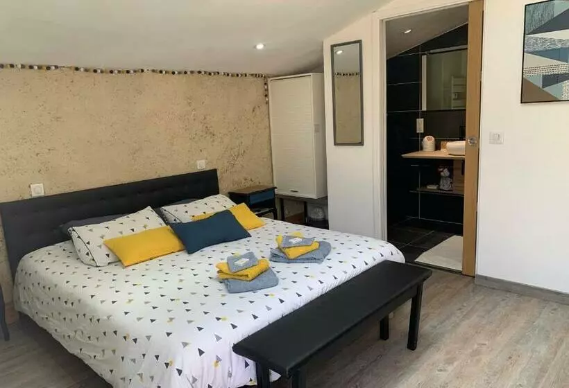Aamiaismajoitus (B&B) La Basse Monniere