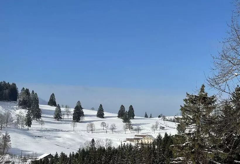 ベッドアンドブレックファースト La Ferme De Jean Entre Lacs Et Montagnes