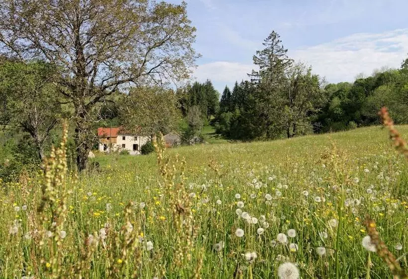 ベッドアンドブレックファースト La Ferme De Jean Entre Lacs Et Montagnes