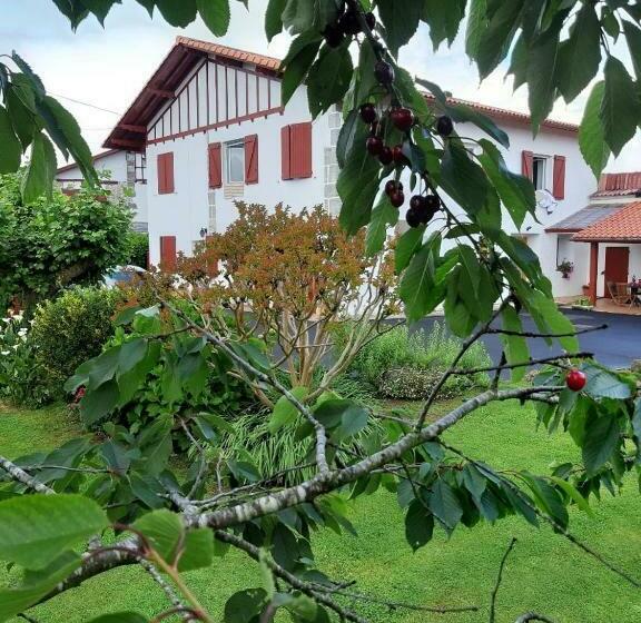 ベッドアンドブレックファースト Maison Errientania