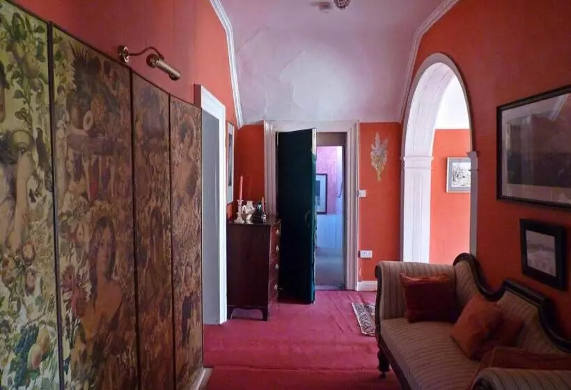 تختخواب و صبحانه O Harabrook Country House