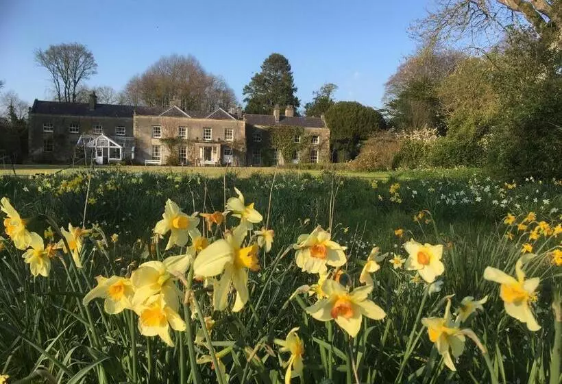 تختخواب و صبحانه O Harabrook Country House
