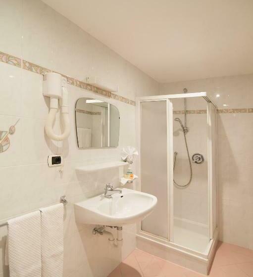 ホテル Haus St. Valentin