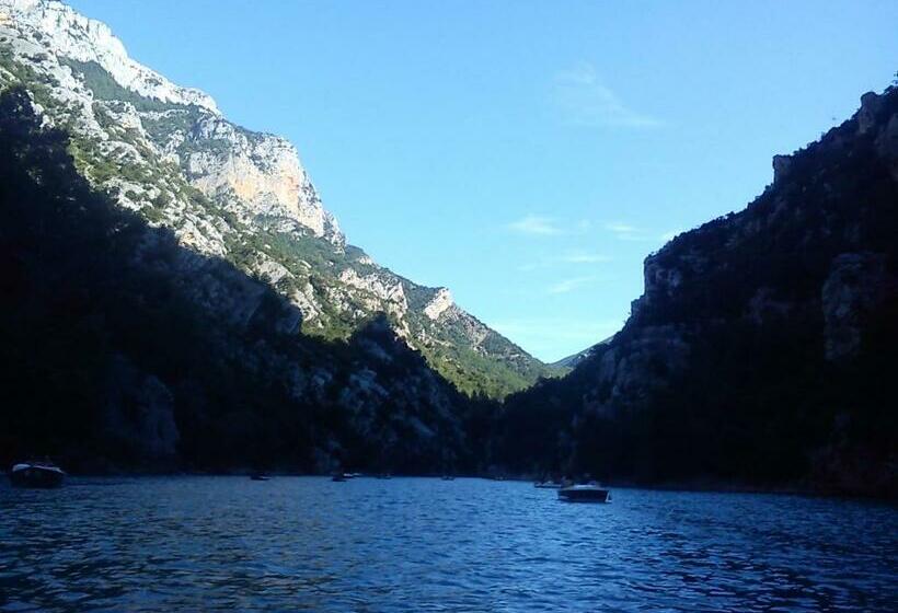 פנסיון Chambre Locéanaïs