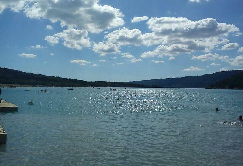 פנסיון Chambre Locéanaïs