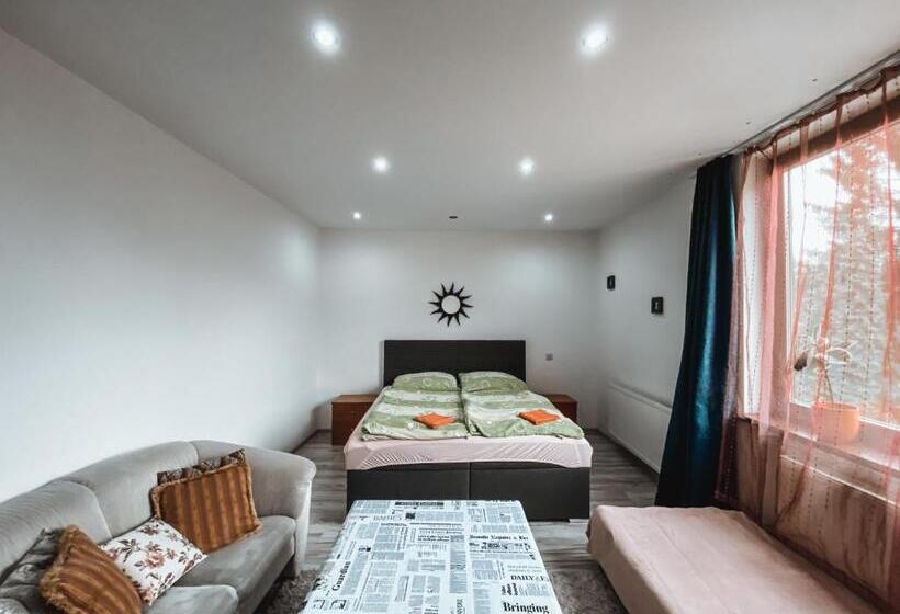 Pensionat Cozy B&b Home