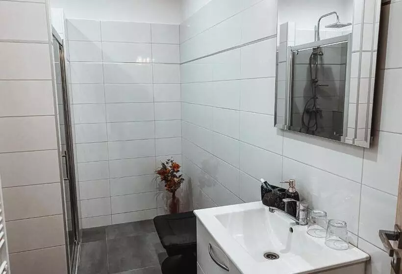 Majatalo Cozy B&b Home