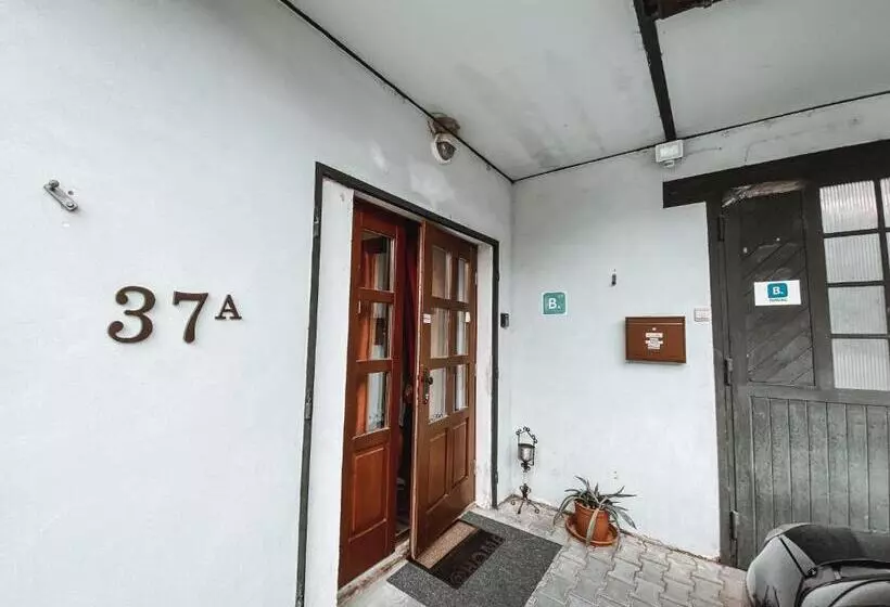 Majatalo Cozy B&b Home