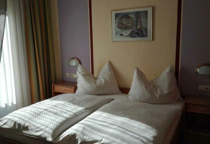 ユースホステル Pension Restaurant Meran