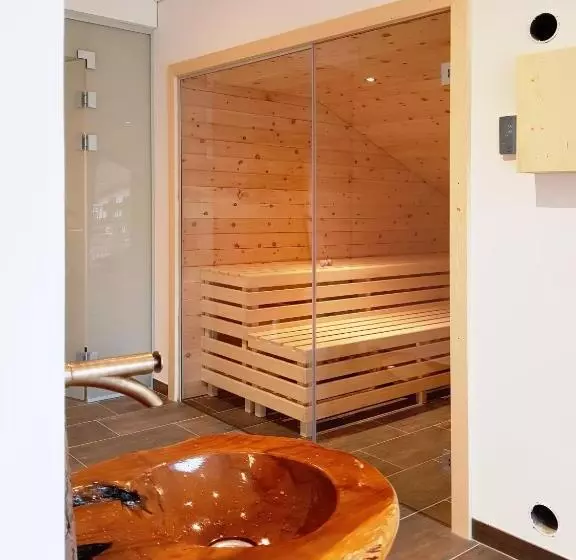 Aamiaismajoitus (B&B) Wäldermetzge Hüttenzimmer Und Wohnungen