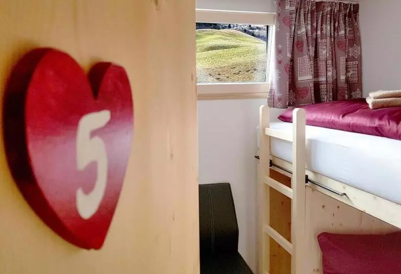 Aamiaismajoitus (B&B) Wäldermetzge Hüttenzimmer Und Wohnungen