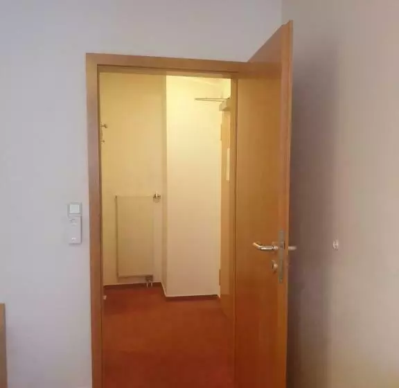 Aamiaismajoitus (B&B) Zur Altstadt