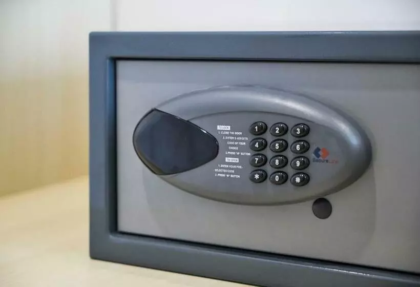 Hotel Wisata Niaga Campus