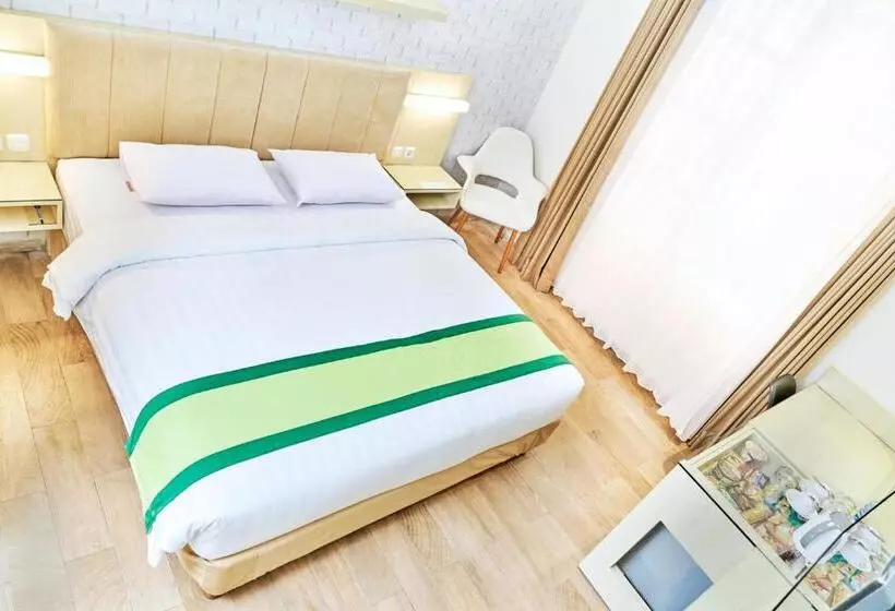 Hotel Wisata Niaga Campus