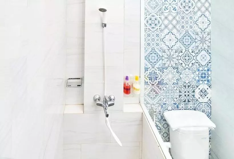 Hotel Wisata Niaga Campus