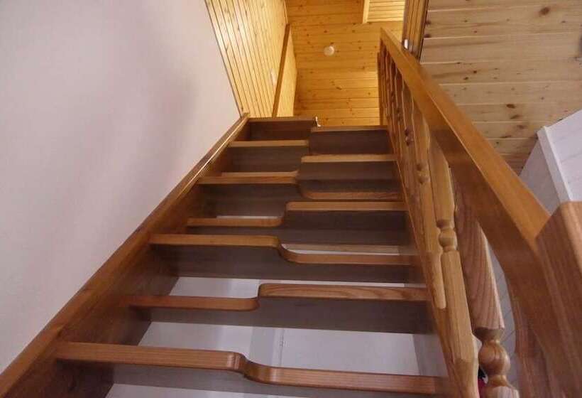 פנסיון Apartments And Rooms Brunko