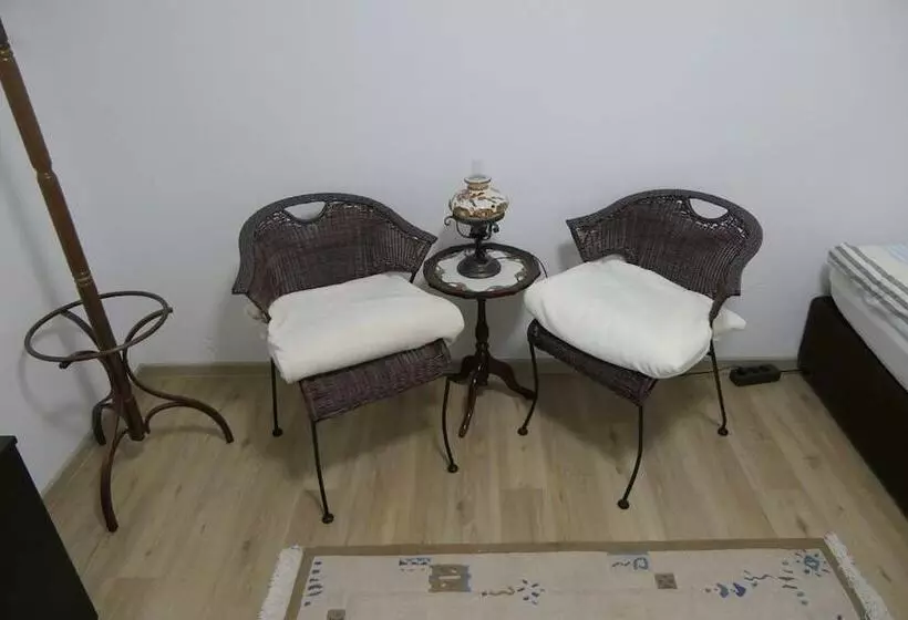 پانسیون Apartments And Rooms Brunko
