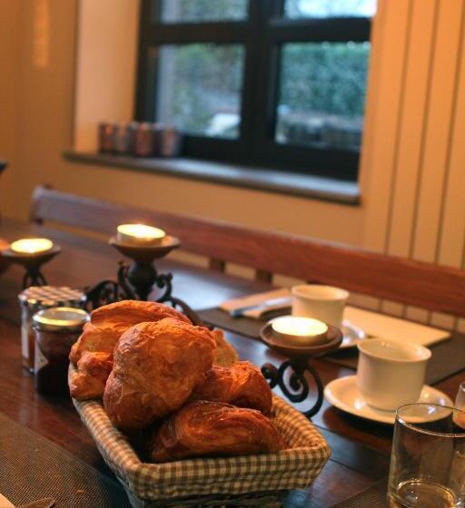 مبيت وإفطار Maison De Charme à Crupet Et Le Gîte La Suite