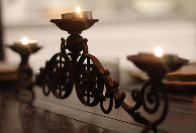 مبيت وإفطار Maison De Charme à Crupet Et Le Gîte La Suite