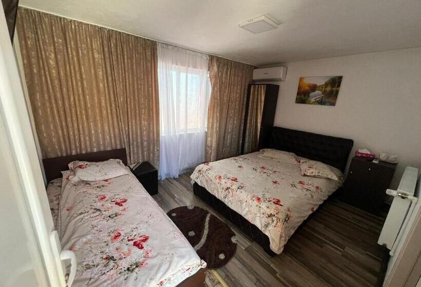 Pensiunea Casa Bianca