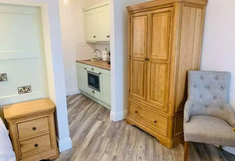 ペンション Biddy Ban’s