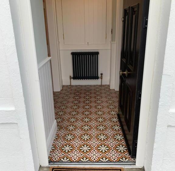 ペンション Biddy Ban’s