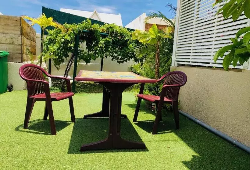 پانسیون La Villa Maé