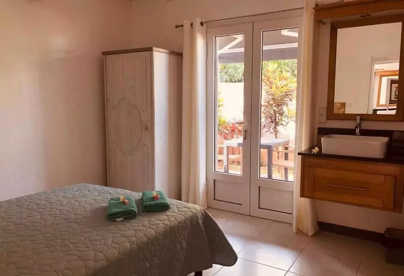 پانسیون La Villa Maé