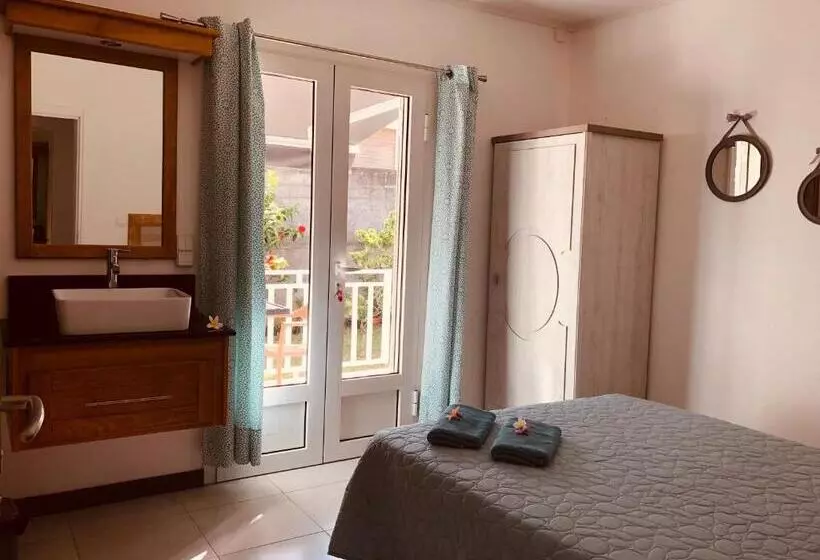 پانسیون La Villa Maé