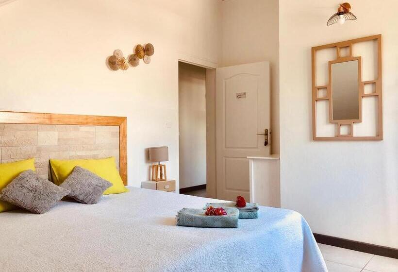 پانسیون La Villa Maé