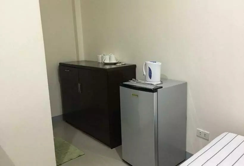 هاستل Grae’s Apartelle