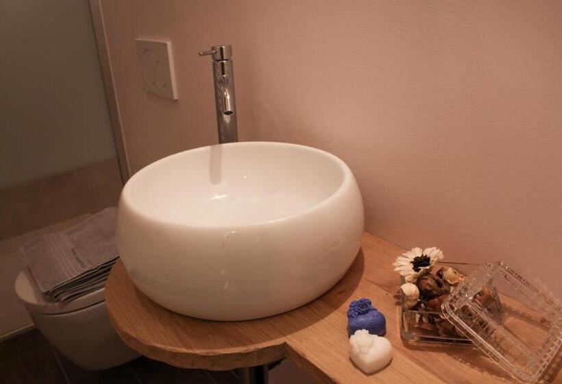 تختخواب و صبحانه Casa Della Nonna