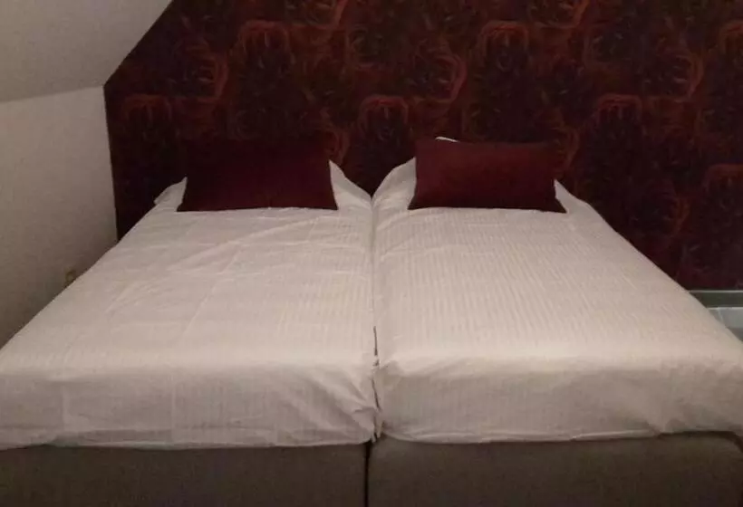 Aamiaismajoitus (B&B) Casa Della Nonna