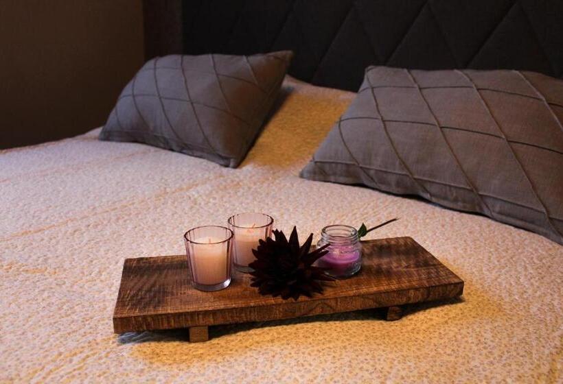 تختخواب و صبحانه Casa Della Nonna