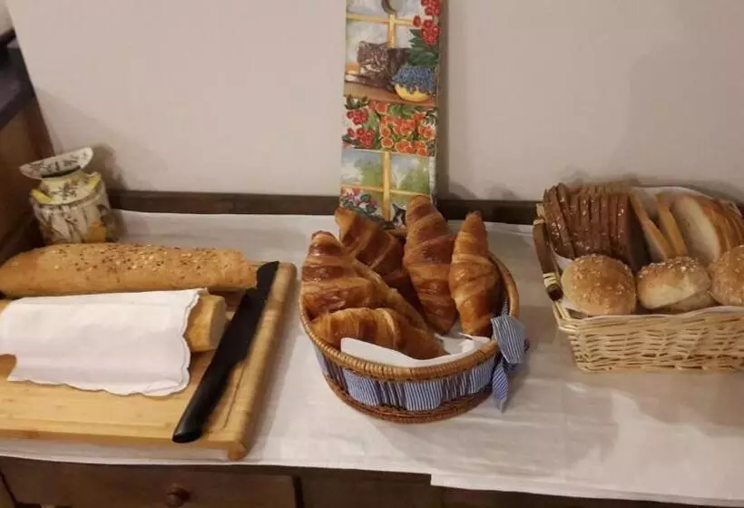 Aamiaismajoitus (B&B) Casa Della Nonna