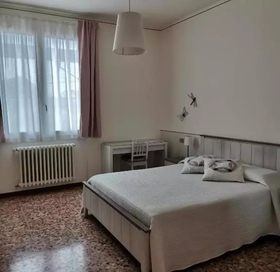 Aamiaismajoitus (B&B) Il Colibrì Bed&breakfast