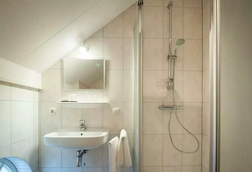 Aamiaismajoitus (B&B) Mert 5