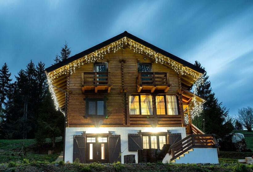 مبيت وإفطار Tulean Cabin