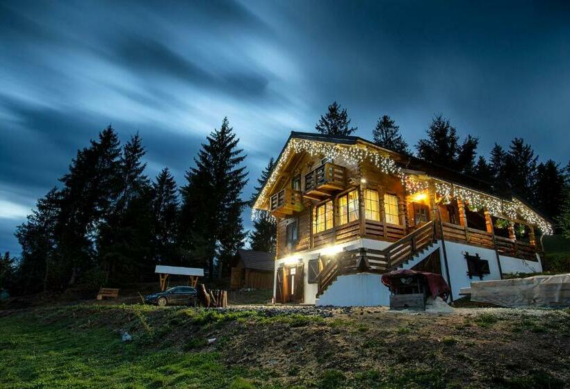 مبيت وإفطار Tulean Cabin