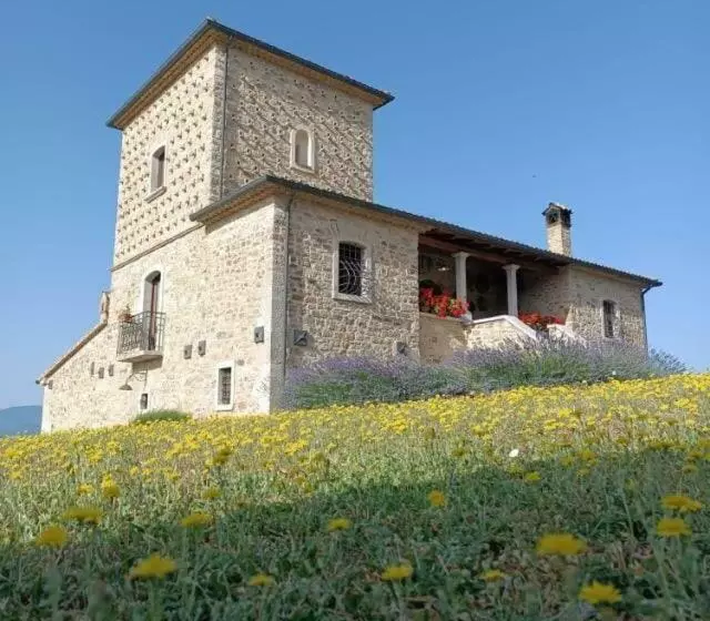 Hotelli Agriturismo Torre Gialluise