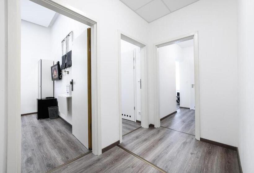 پانسیون Annabelle Downtown Apartments