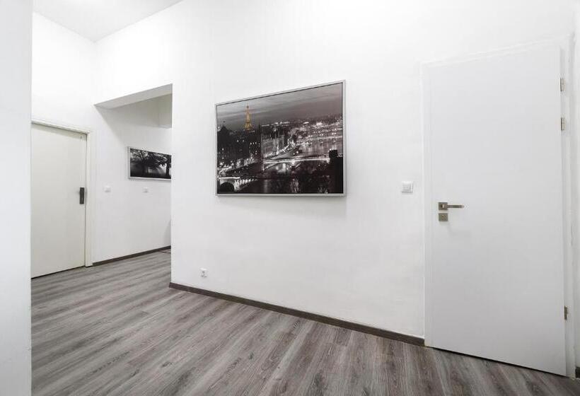 پانسیون Annabelle Downtown Apartments